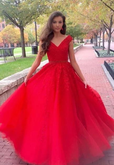 Where to find Very popular Simple prom dress 2024