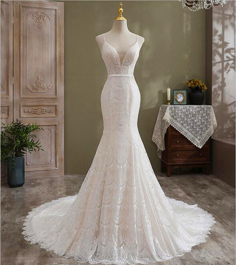 2023 New Designs V-Neck Backless Simple Lace Elegant Sleeveless Spaghetti Strap  Wedding Gowns Dress Bridal Mermaid