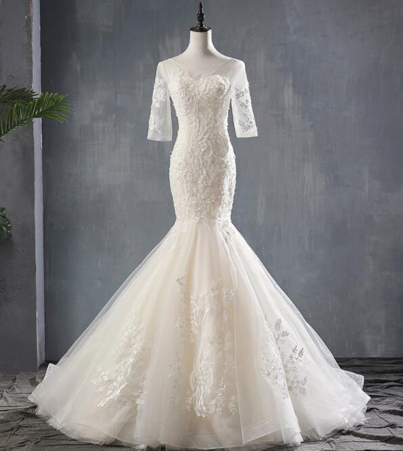 2023 New Designs Light Champagne Wedding dresses O-Neck Half  Sleeve Backless Lace Vintage Trumpet Wedding Gown Dress Bridal Mermaid